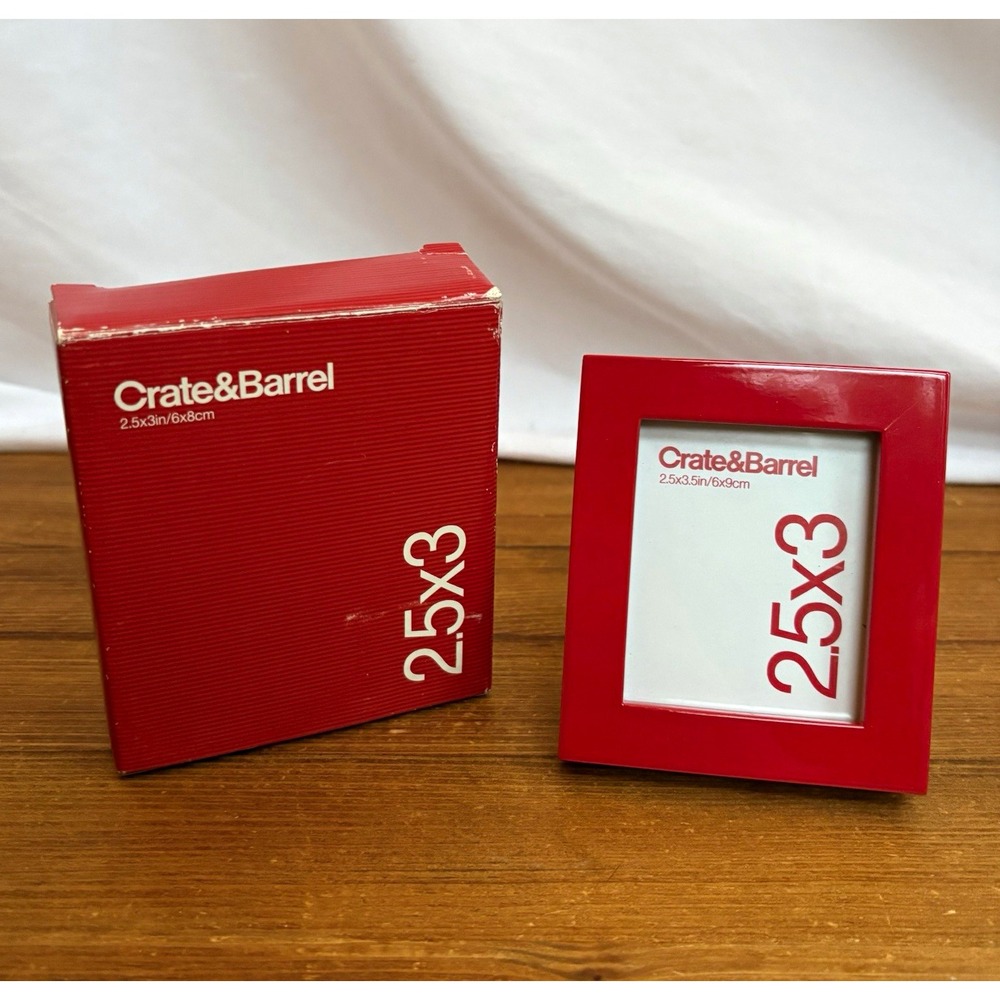 Crate&Barrel Glossy Red Wood Photo Frame 2.5x3.5 Square Tabletop Portrait